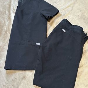 Figs Casma and Kade Set Black